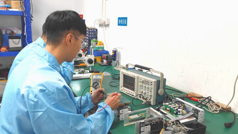 磁致伸缩液位计与雷达液位计：工作原理与适用场景对比